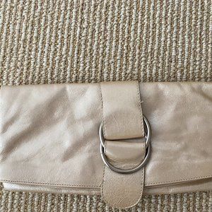 Hobo International Clutch
